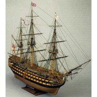 Збірна дерев'яна модель корабля Вікторі