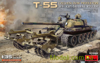Танк Т-55 з мінним тралом КМТ-5М (Чехословацьке виробництво)