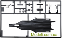 Revell 04000 Збірна модель-копія винищувача Сухой С-37 "Беркут"