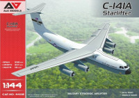 Транспортный самолет C-141A Starlifter