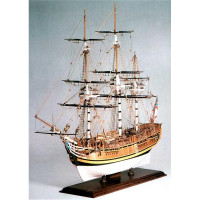 Модель корабля из дерева Баунти (HMS Bounty)