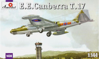 Бомбардировщик E.E.Canberra T.17