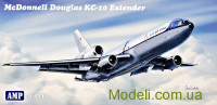 Американський літак-заправник McDonnell Douglas KC-10 Extender