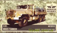 Американский бортовой грузовик M923 с бочкой