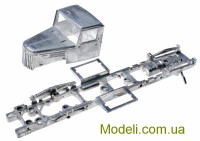 AVD Models 1119 Сборная модель 1:43 МАЗ-502, 1957 г.
