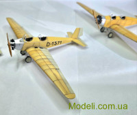 Avis 72054 Сборная модель Двухместный спортивный самолет Messerschmitt M.23A