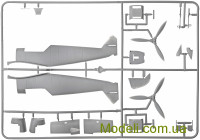 ICM 48803 Сборная модель истребителя Bf-109F-2 с немецкими летчиками и наземным персоналом