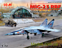 Советский разведывательный самолет МиГ-25РБФ