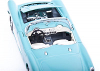 MAISTO 31275 Коллекционная металлическая автомодель 1957 Chevrolet Corvette