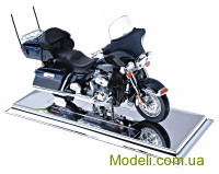 Модель мотоцикла Harley-Davidson 2013 FLHTK Electra Glide