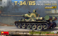 Танк Т-34-85 Чехословацкого производства, раннего типа с интерьером.