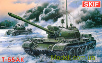 Советский командирский танк T-55AK