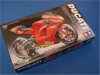 TAMIYA 14101 Модель мотоцикла Ducati Desmosedici для склеивания