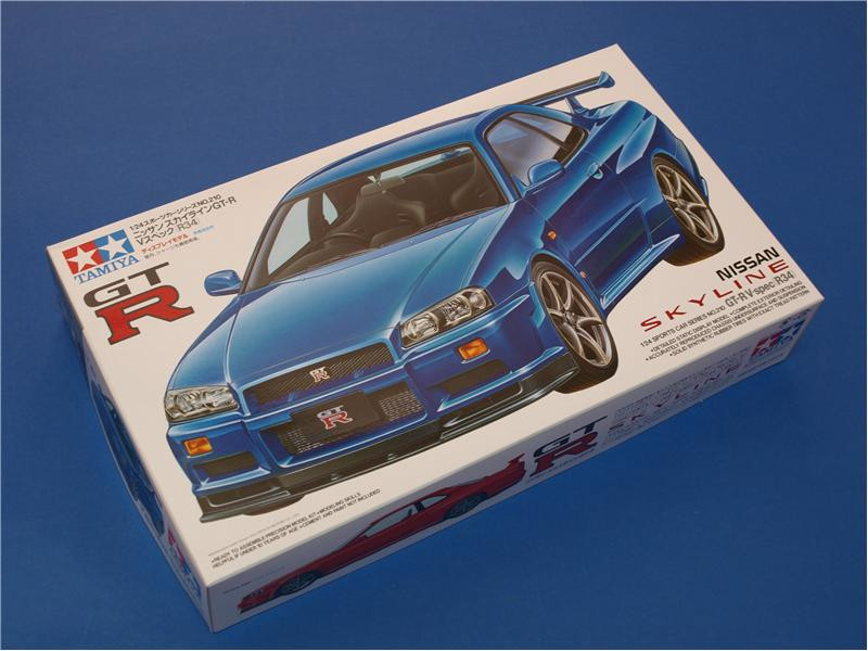 Nissan Skyline GT-R V-spec - (R34) Tamiya 24210