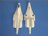 Kitech 08M-L324 Купити пластикову модель Су-27УБ Flanker C